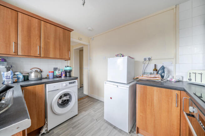 1348581-14-68b974...