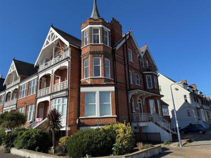27 Sea Road, Felixstowe