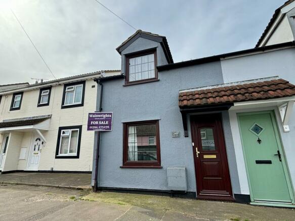 2 Bed End-Of-Terrace House