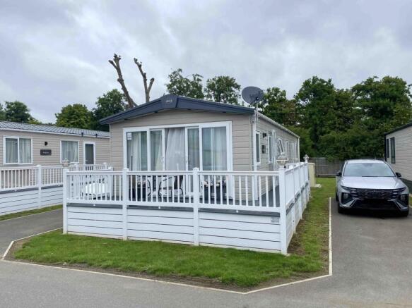 2 Bedroom Park Home for Sale
