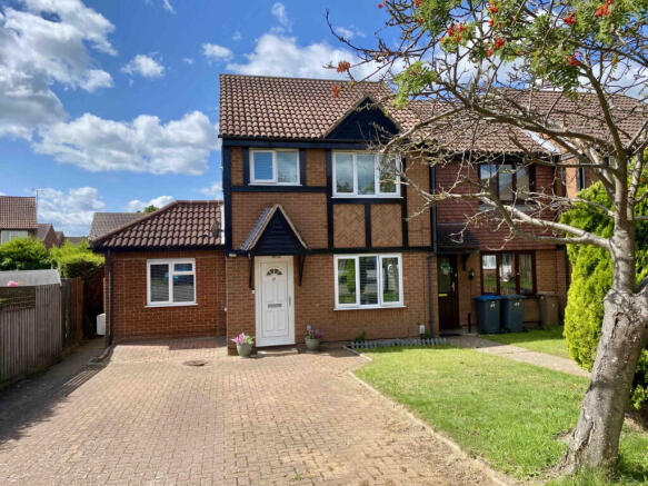 3 Bedroom End Terrace For Sale