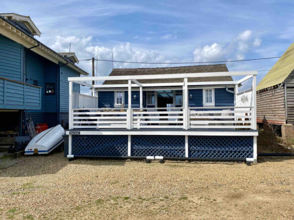 3 Bedroom Detached Bungalow For Sale