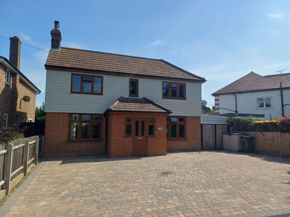 3 Bed Detached House