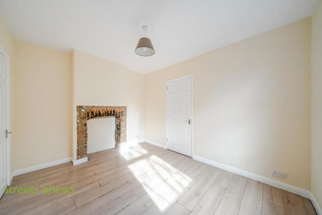 6956ca3c-3f59-4e7...