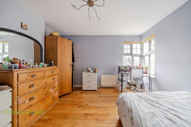 768b9239-0497-4f6...