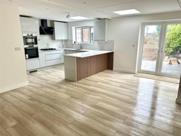 Kitchen All 3.jpg