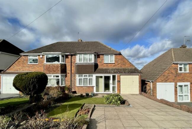 3 bedroom semi-detached house for sale in Leebank Road, Halesowen, B63