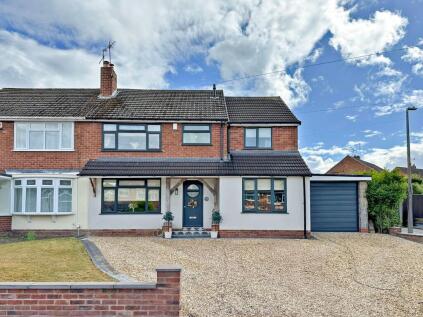 Beachcroft Road, Kingswinford, DY6