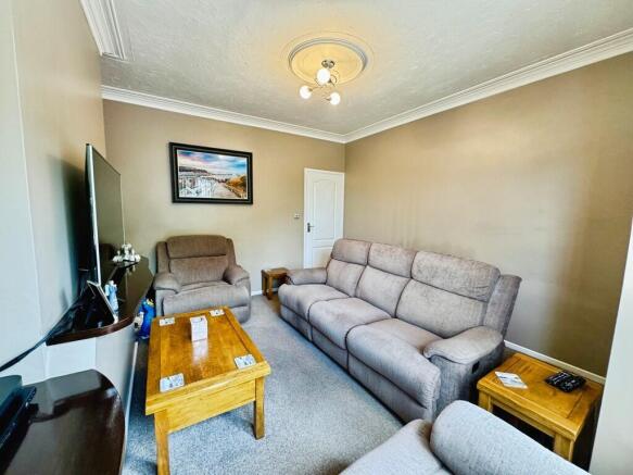 52b055ab-lounge 2...