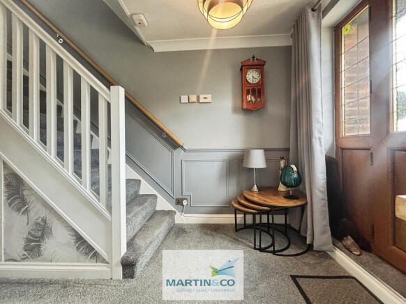 1ff2b33a--49AF-B0...