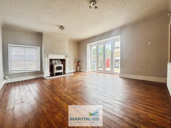 f1c32b09--4217-A5...