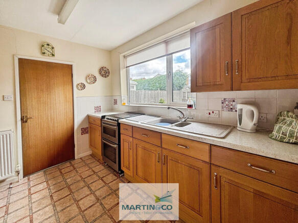 ef839ecd--40DB-A1...