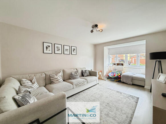 151e6382--4C8A-AE...