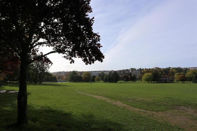 15 Park Court (25).JPG