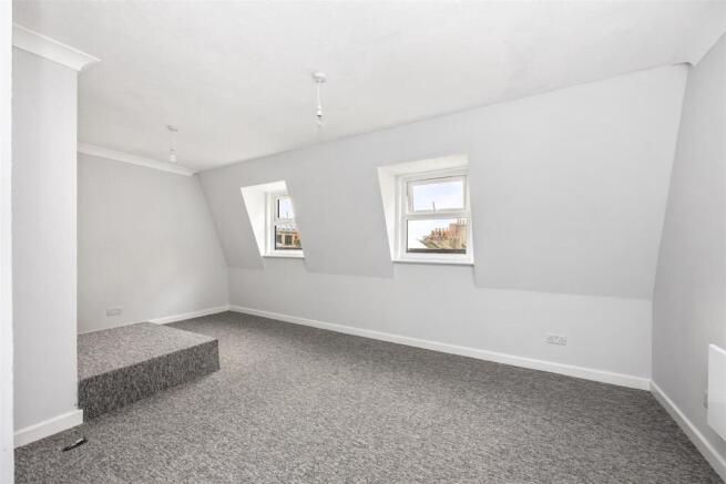 Castle Street, 40, flat 8-006.JPG