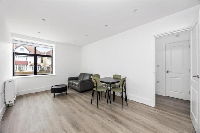 Old Shoreham Road, flat 1-001.JPG