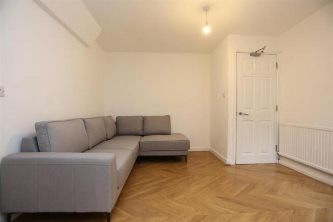 12 Inverness Road (8).JPG