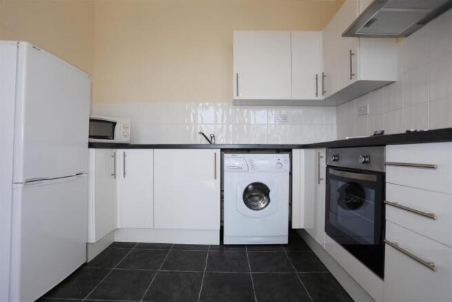 9, 35 Vernon Terrace kitch.jpg