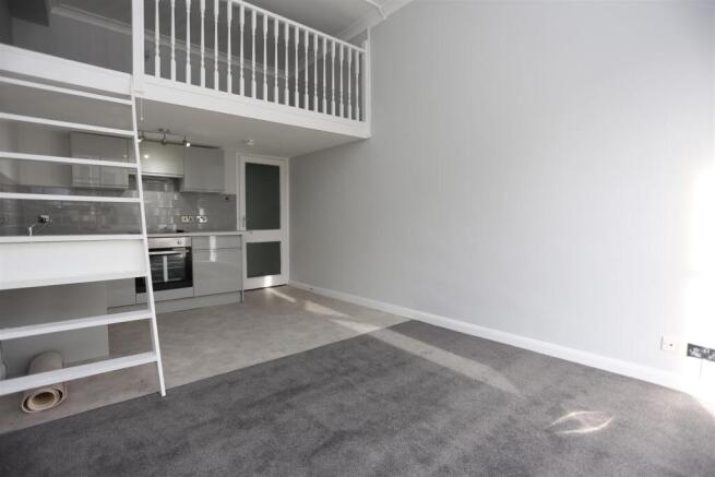 6, 7 Lower Rock Gardens Main Rm.JPG