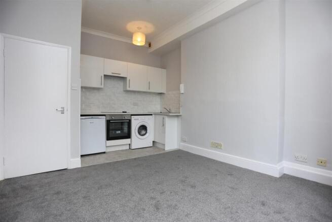 1, 2 St James's Street Mews Living-Kitch (1).JPG