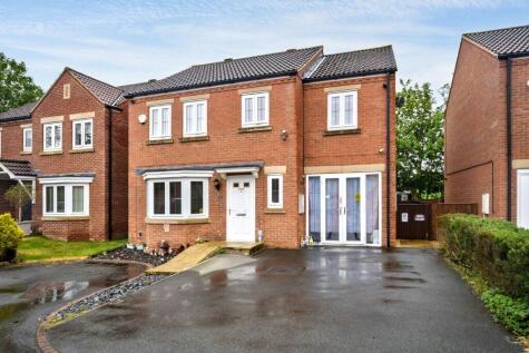 First Avenue, Wakefield, West Yorkshire