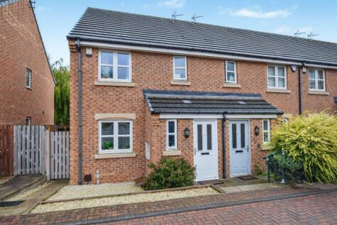 Royal Troon Mews, Wakefield, West Yorkshire