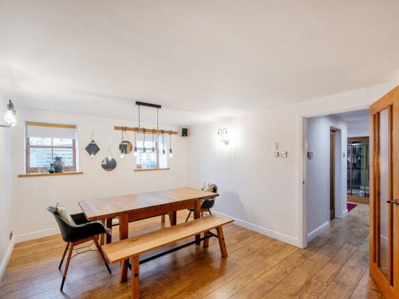 1365838-7-68ed034...