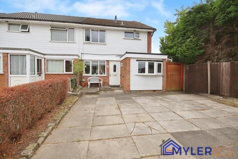 Minton Way, Widnes, WA8