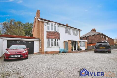 Lunts Heath Road, Widnes, WA8