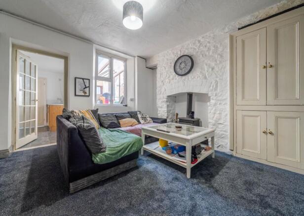 SITTING ROOM