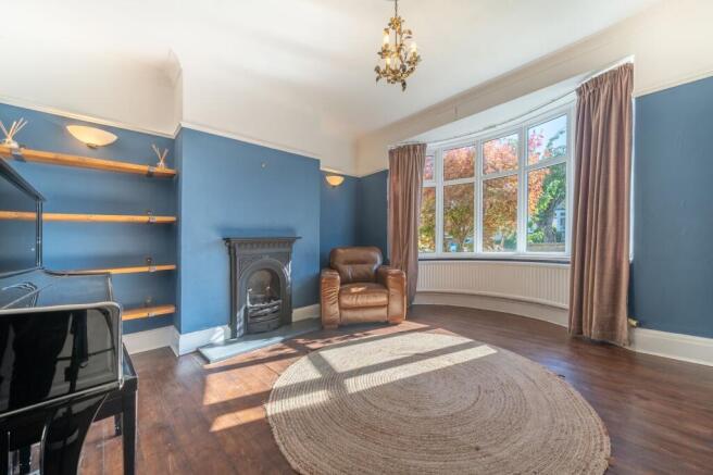 SITTING ROOM