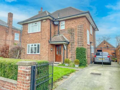 Westward Ho, Grimsby, DN34