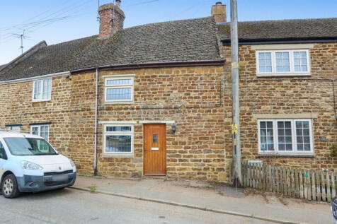 Main Road, Middleton Cheney