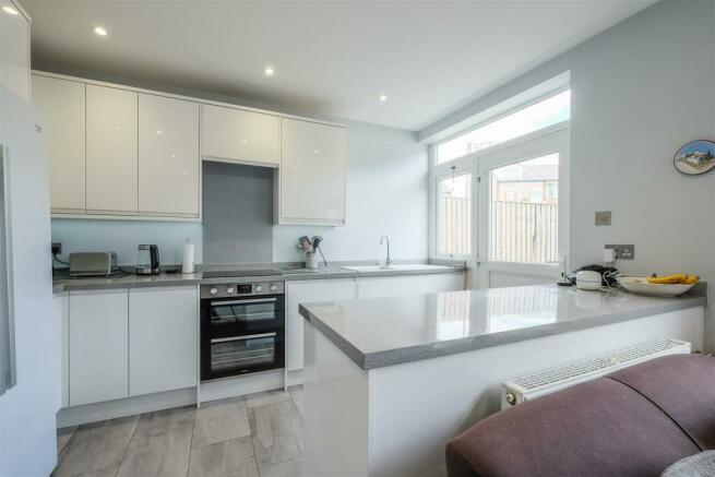 kitchen / Dining room