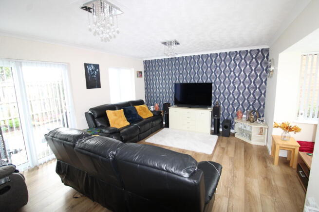 Lounge 1