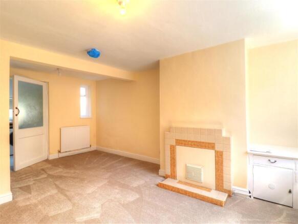 Living/dining room