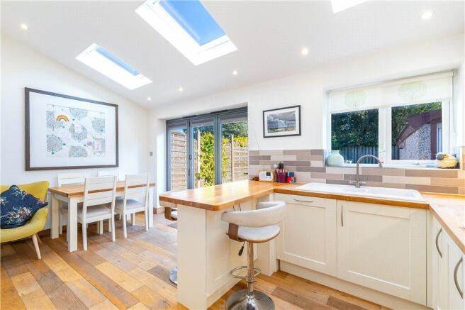 Light & Spacious