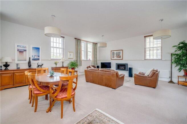 Large Sitting Room