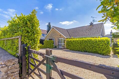 Cirencester Road, Minchinhampton, Stroud, Gloucestershire, GL6