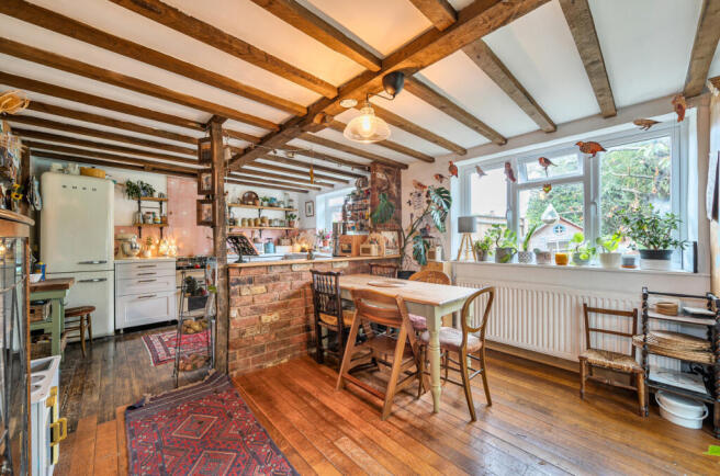 Kitchen/Dining