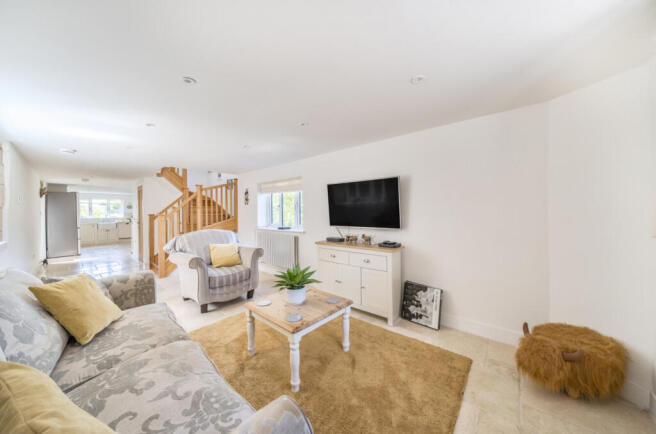 1339632-12-689dd4...