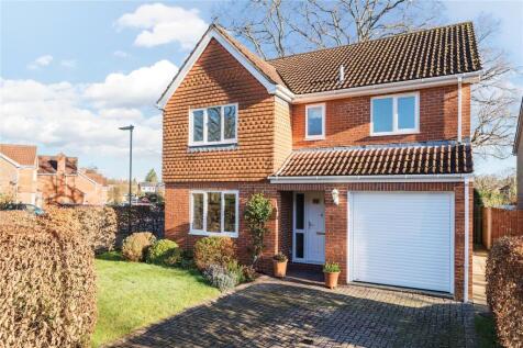 Lower Mead, Petersfield, Hampshire, GU31