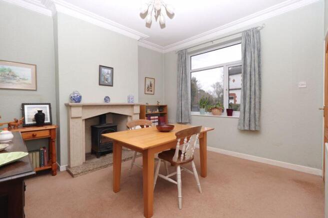 Dining Room (Front Elevation)