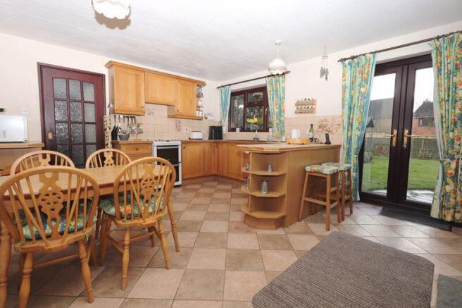 Dining Kitchen 