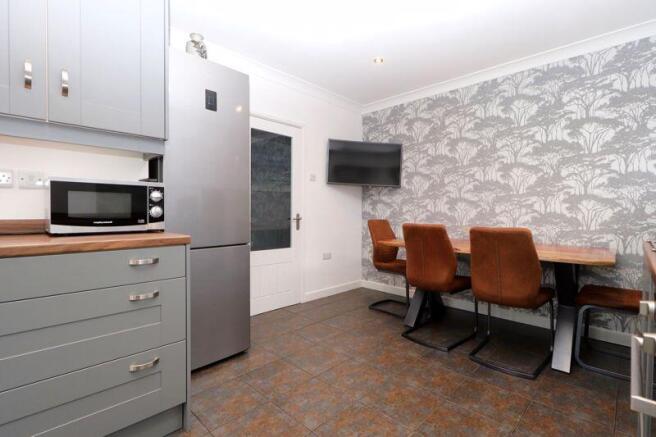 Dining Kitchen 