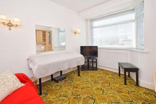 SITTING ROOM