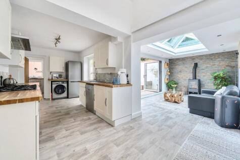 Funtley Road, Fareham, Hampshire, PO17