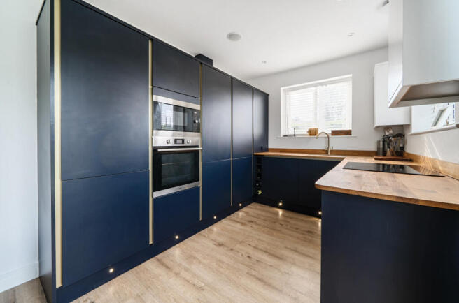 1342137-17-68a5aa...