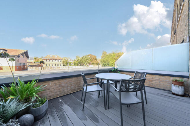 1348633-16-68c44d...