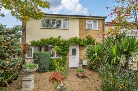 Hewett Road, Titchfield, Hampshire, PO14